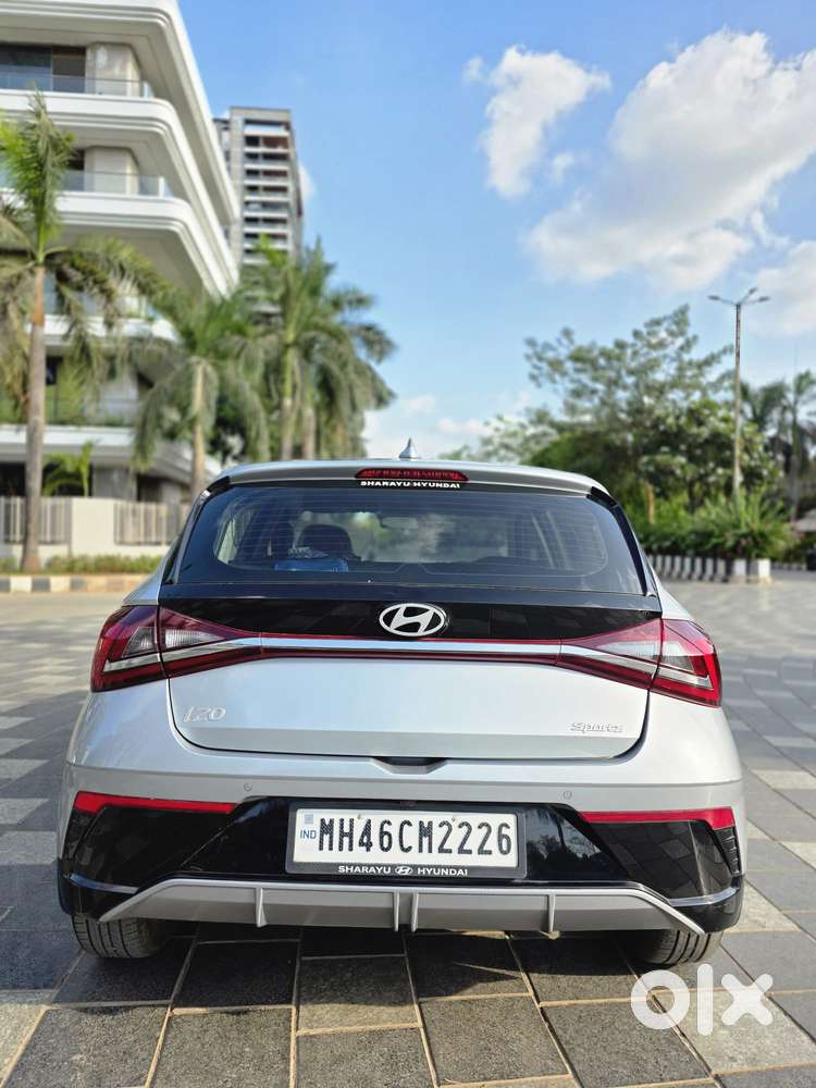 Hyundai I20 Sportz 1.2 Ivt, 2023, Petrol