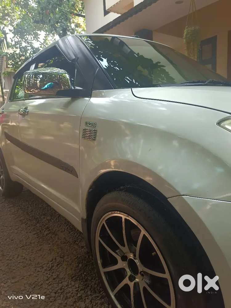 Maruti Suzuki Swift 2010