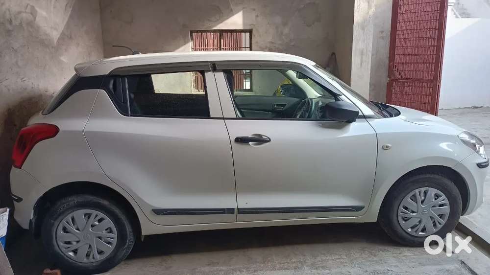 बिल्कुल नई कंडीशन है