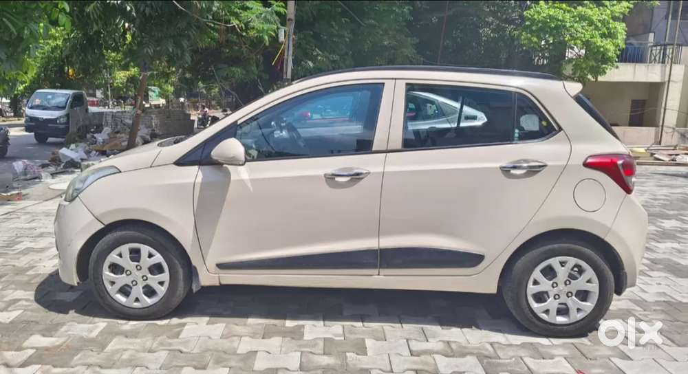 Hyundai Grand I10 [ ] 1.2 Kappa Vtvt Sportz At, 2014, Petrol