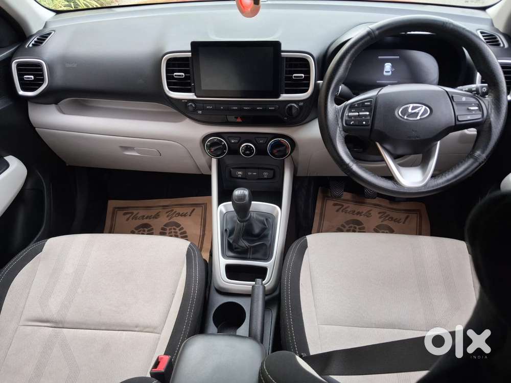 Hyundai Venue 1.2 S (o), 2023, Petrol
