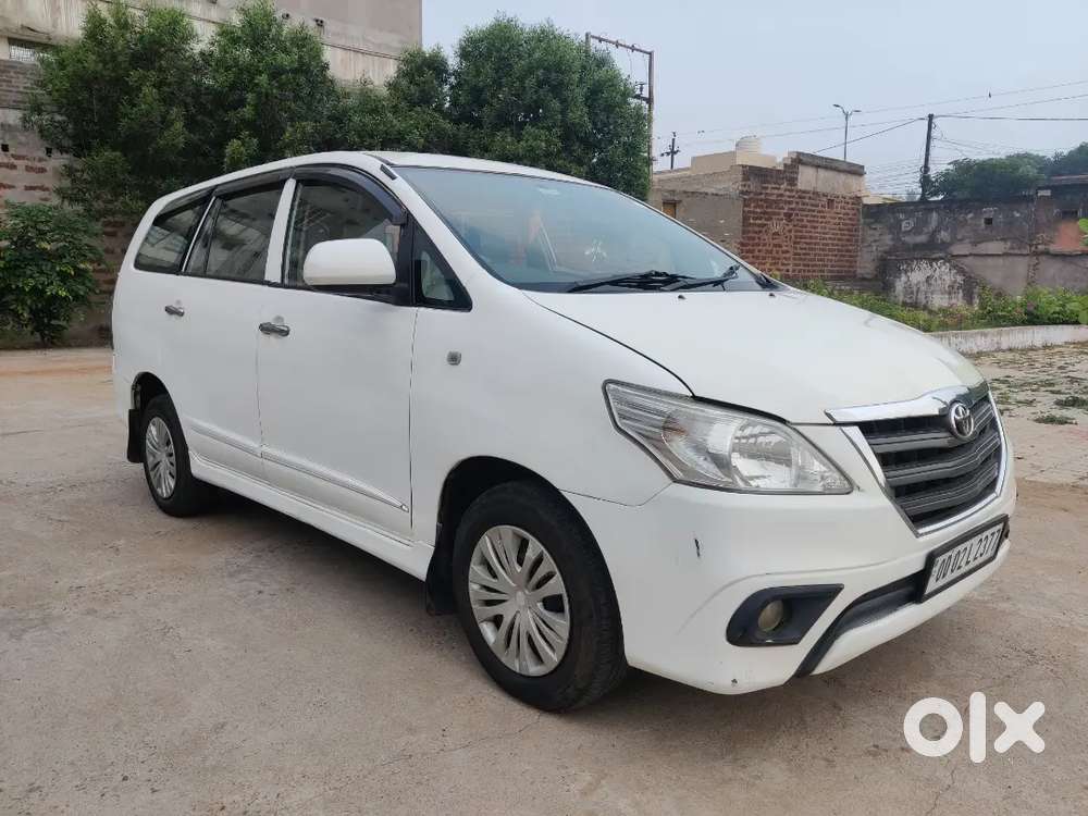 Toyota Innova 2.5g  Diesel 255000 Km Driven