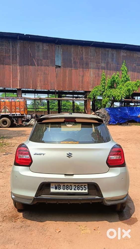 Maruti Suzuki Swift Vxi + Manual, 2023, Petrol