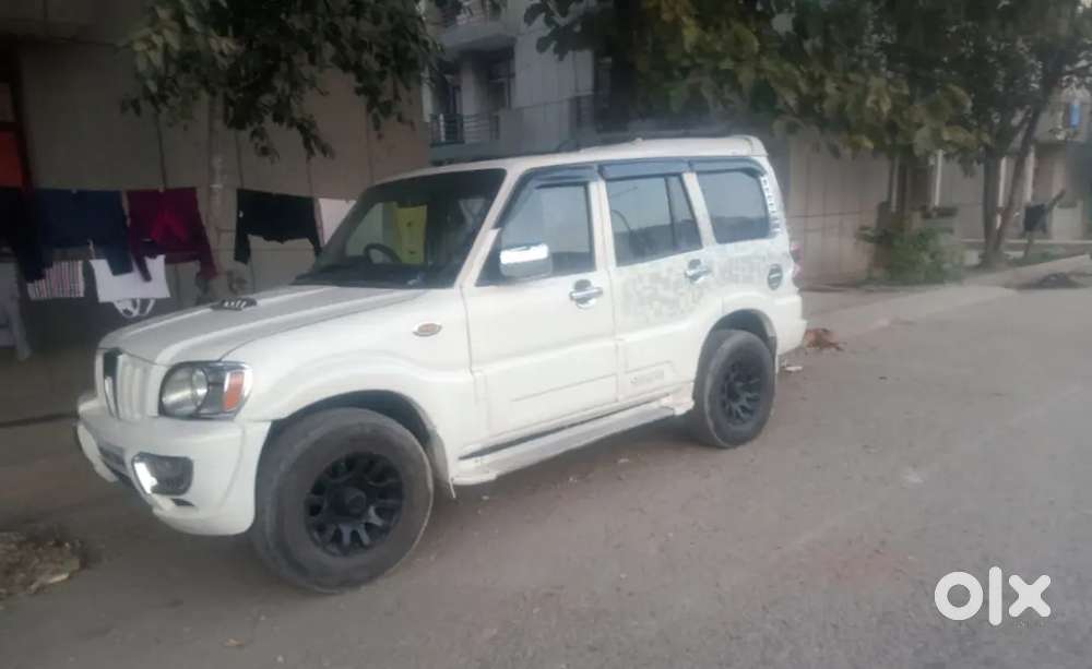 Mahindra Scorpio Classic 2015