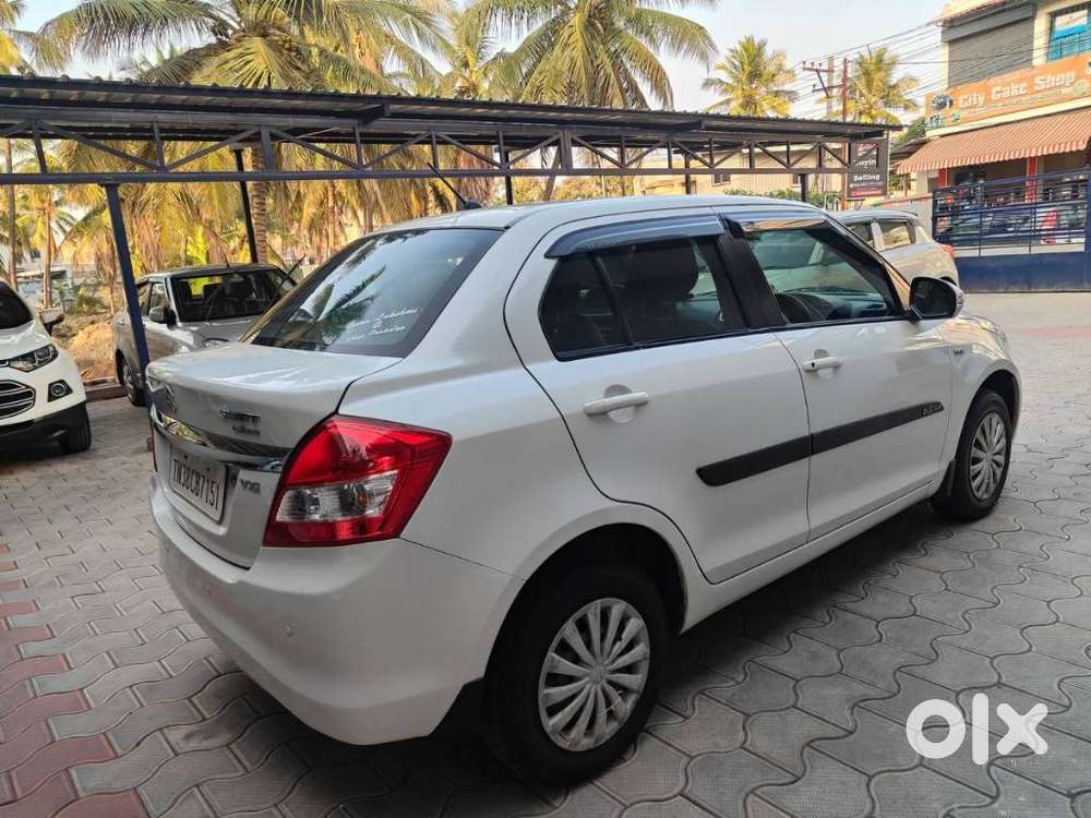 Maruti Suzuki Swift Dzire Vxi Optional, 2015, Petrol