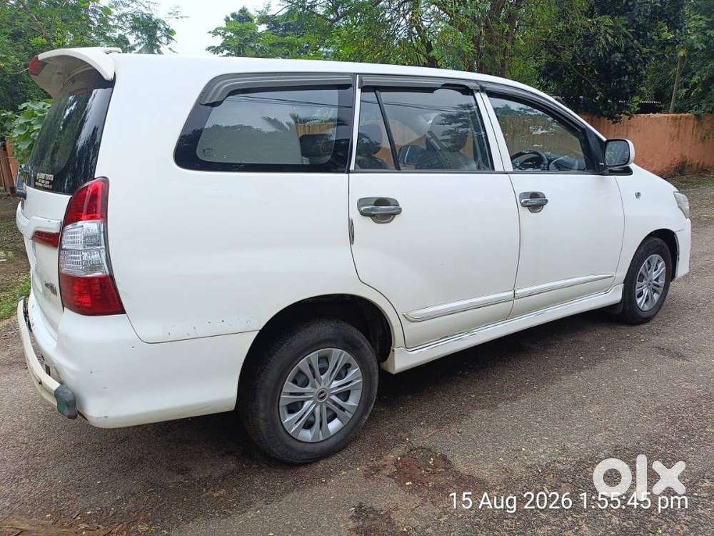 Toyota Innova 2.5 G (diesel) 8 Seater, 2016, Diesel
