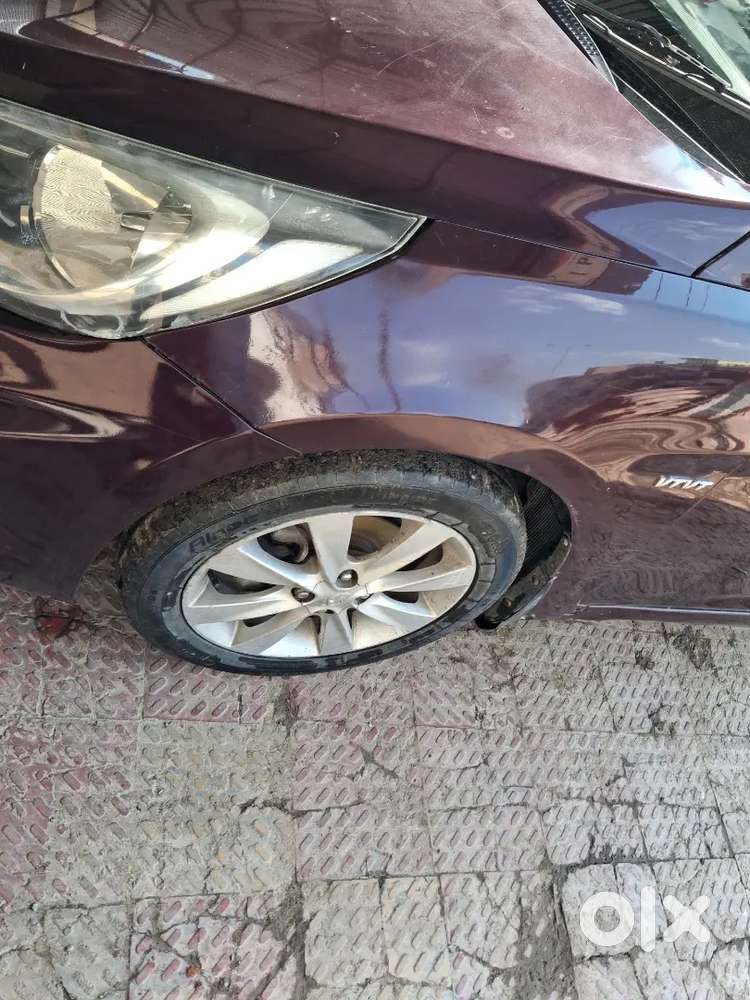 Gadi Good Hai Ek Number Ki Gadi Koi Kam Nahin Gadi