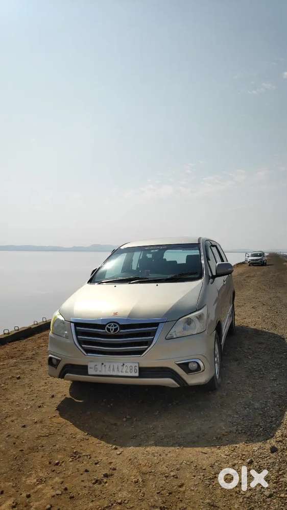 Toyota Innova Diesel 2014