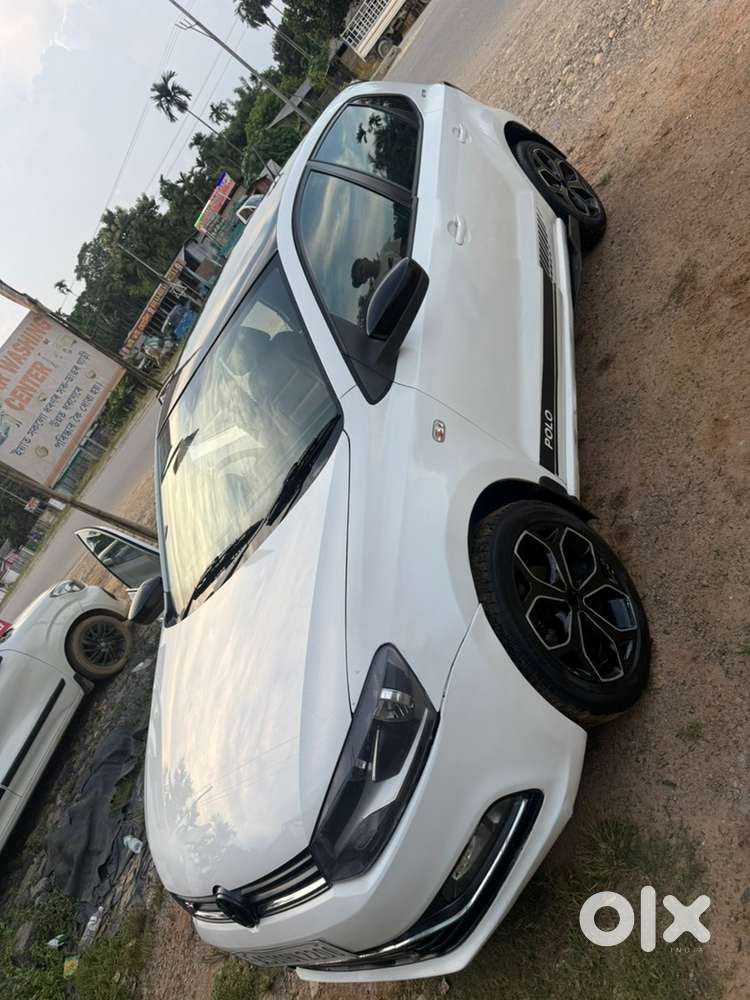 Volkswagen Polo 2015 Year