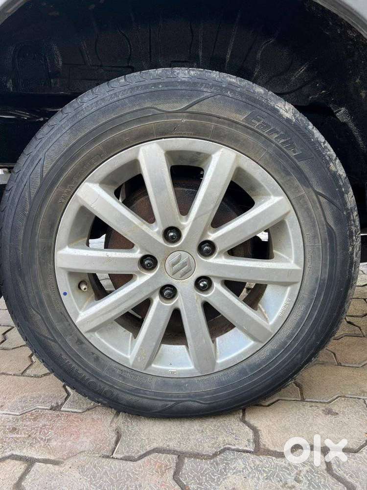 Toyota Innova 2.5 G (diesel) 8 Seater, 2010, Diesel