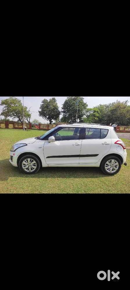 Maruti Suzuki Swift Vvt Zxi, 2017, Petrol