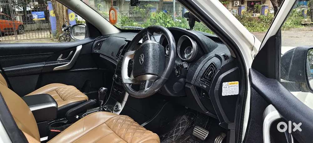 Mahindra Xuv500 W11 2018 Diesel Good Condition Sunroof Insurance Valid