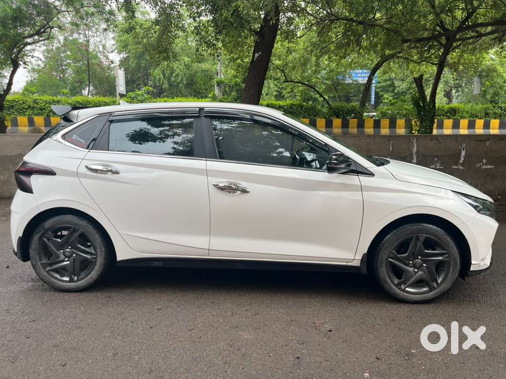 Hyundai New I20 Petrol Well Maintained Driven Only 13500km