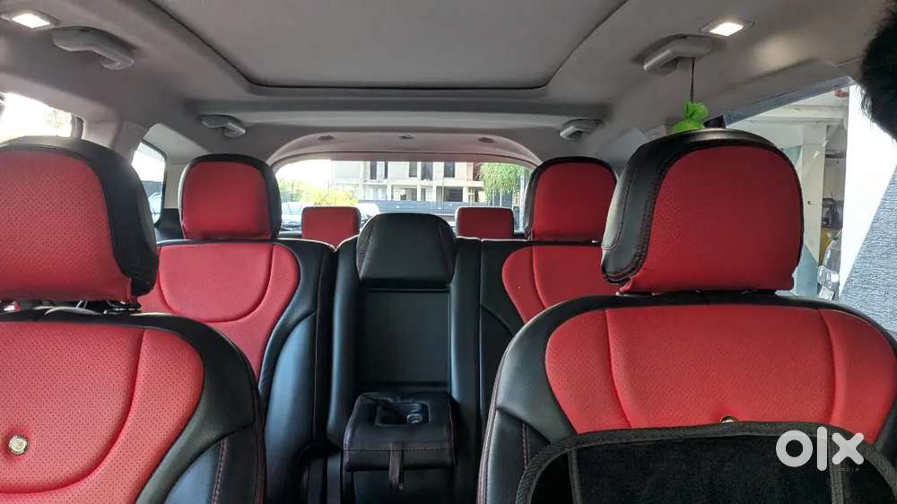 Mahindra Xuv700 Ax5 7 Str Petrol 2022