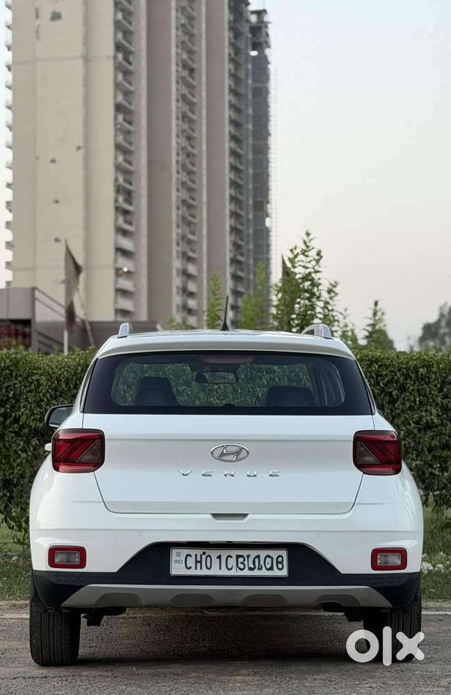 Hyundai Venue S 1.2 Petrol, 2021, Petrol