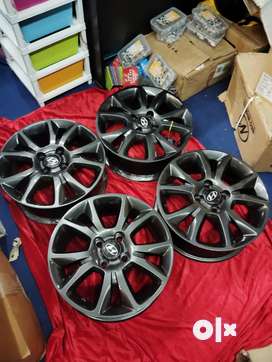 Hyundai Alloy Wheel in India Free classifieds in India OLX