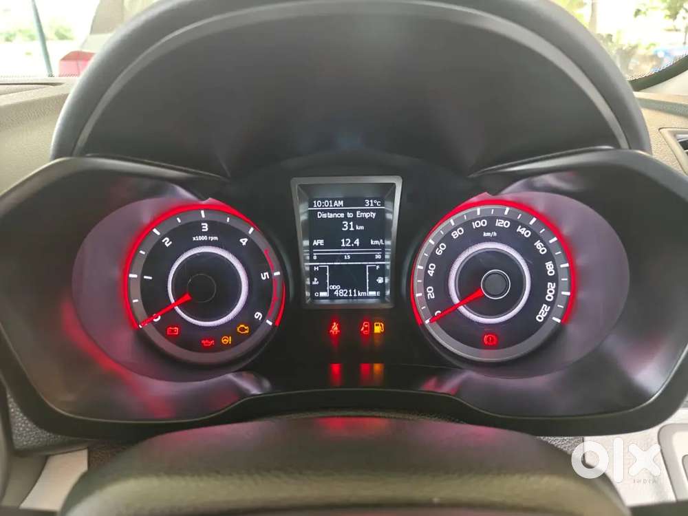 Mahindra Xuv300 2024 Diesel 48200 Km Driven