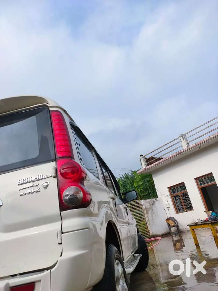 Mahindra Vision Sxt 2014