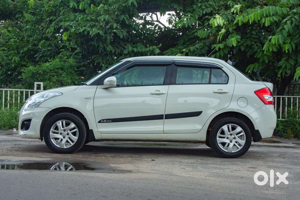 Maruti Suzuki Dzire 1.2 Zxi, 2013, Petrol