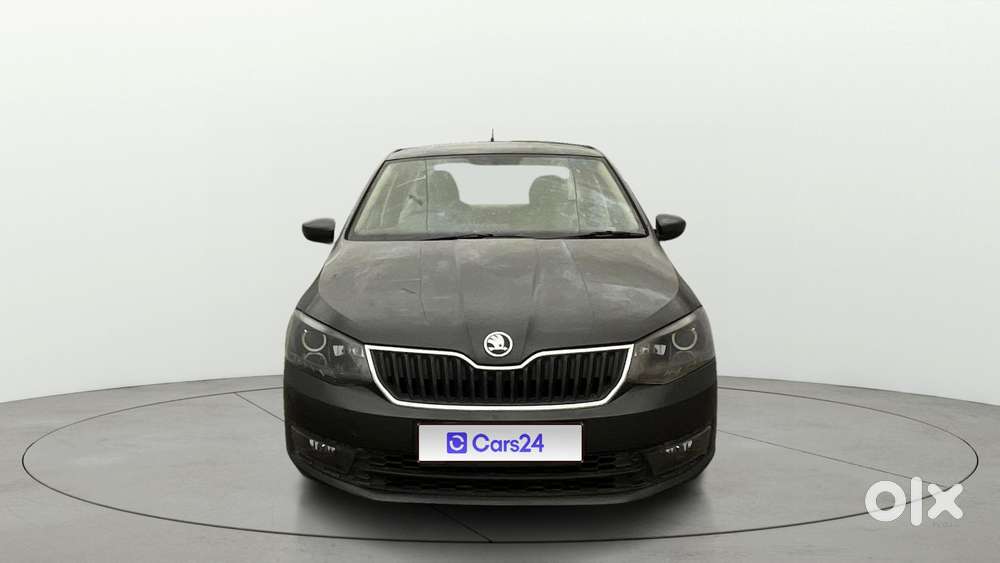 Skoda Rapid 1.0 Ambition Tsi At, 2021, Petrol