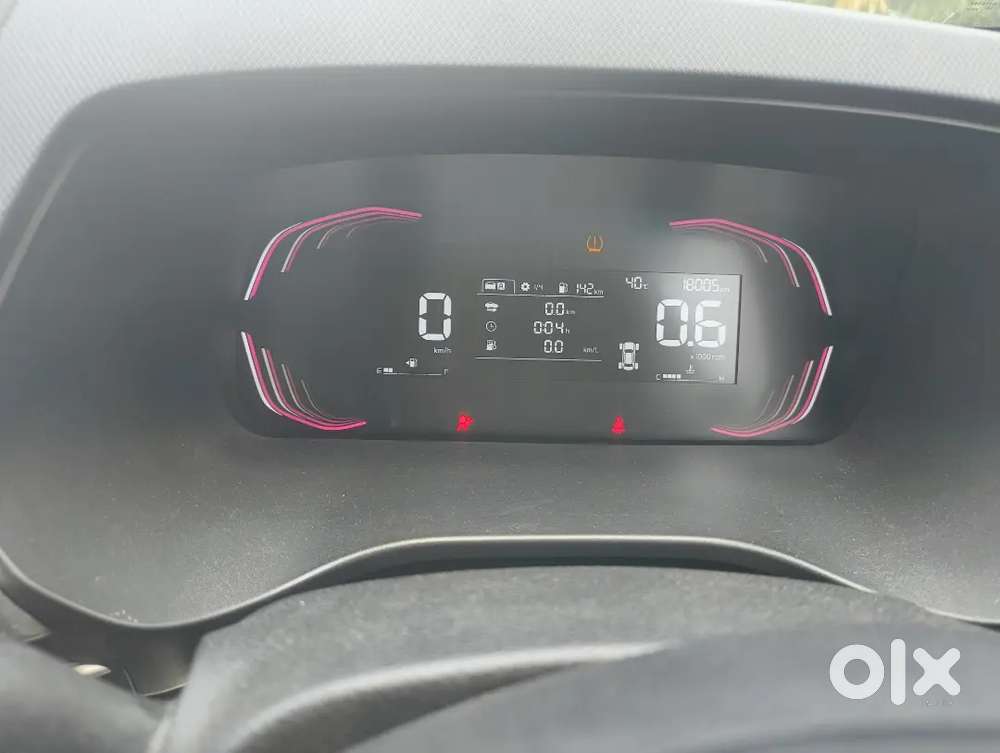 Kia Carens 3 Years Old 18000 Km