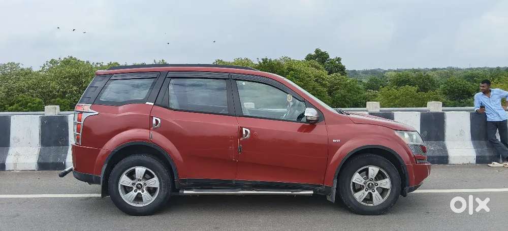 Mahindra Xuv500 Diesel 2012 With 113000 Km Driven