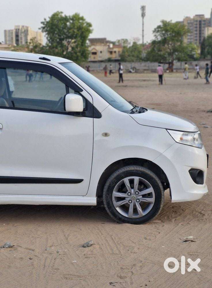 Maruti Suzuki Stingray Vxi Optional, 2017, Petrol