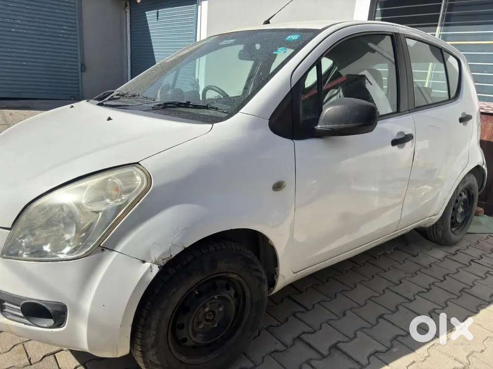 Maruti Suzuki Ritz Vxi 2012