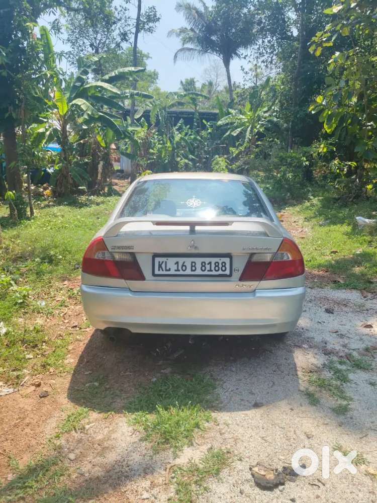 Mitsubishi Lancer 2005 Diesel 200000 Km Driven