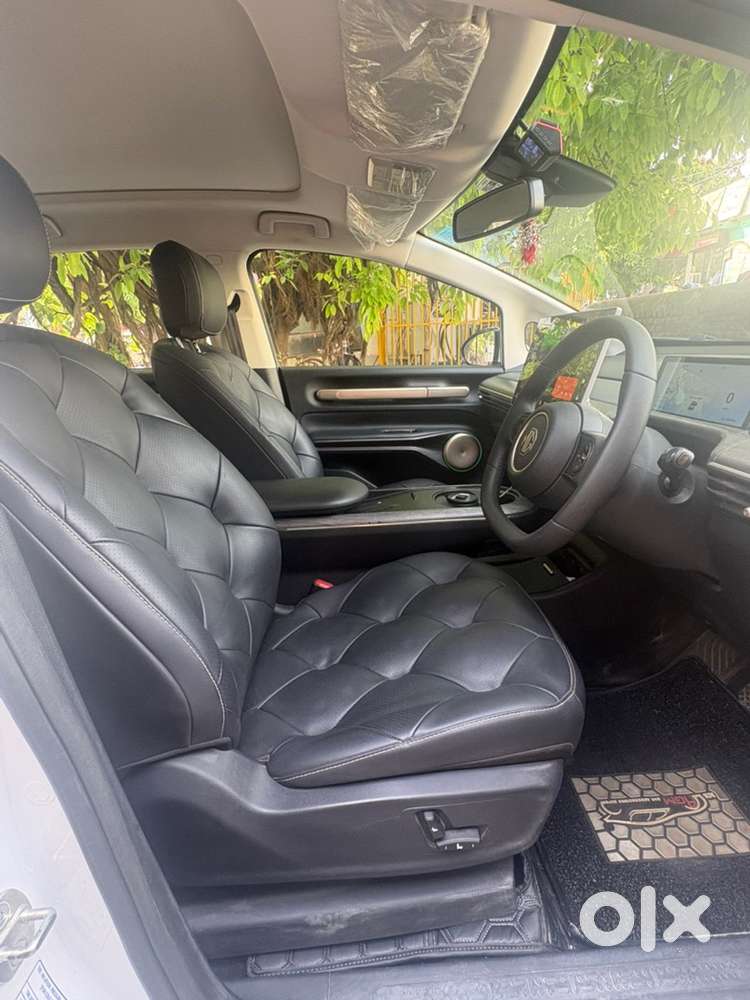 Mg Windsor Ev 2024 Electric 20000 Km Driven