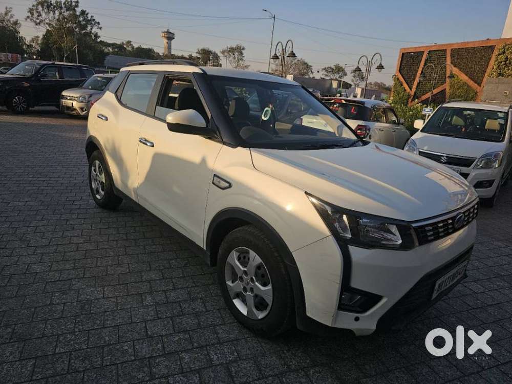 Mahindra Xuv300 1.2 W6 Amt Petrol, 2021, Petrol