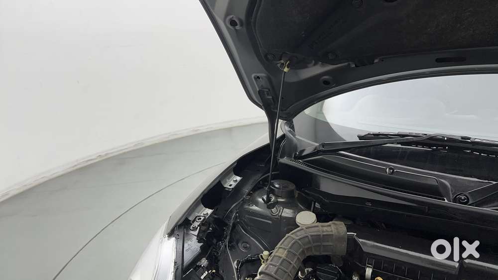 Maruti Suzuki Swift Amt Vvt Vxi, 2018, Petrol