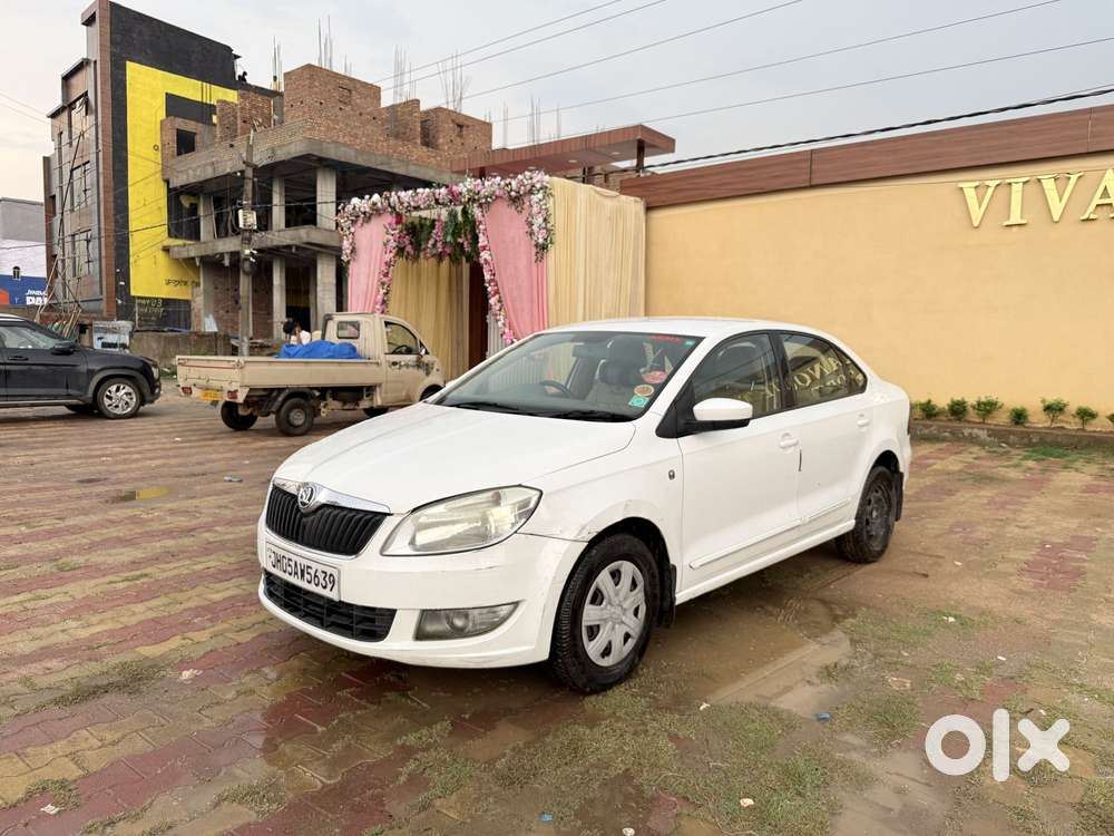 Skoda Rapid 1.6 Mpi Ambition, 2014, Petrol