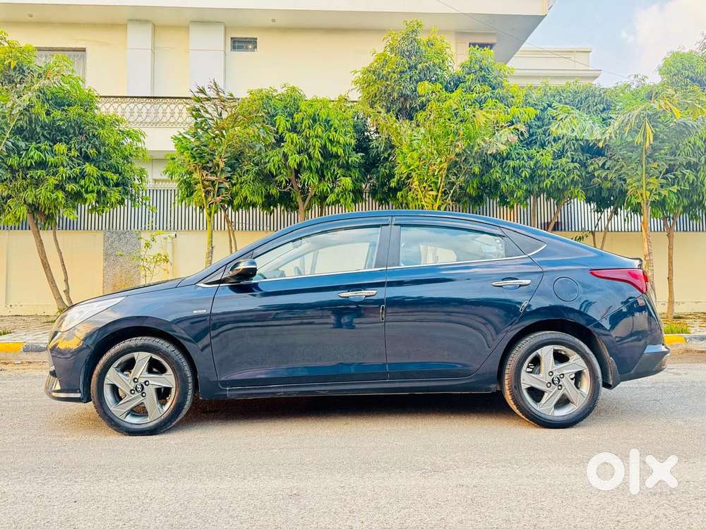 Hyundai Verna Sx(o) Petrol At, 2022, Petrol