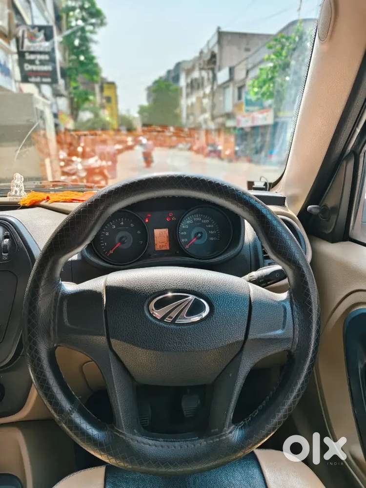 Mahindra Tuv 300 2017 Diesel 83457 Km Driven