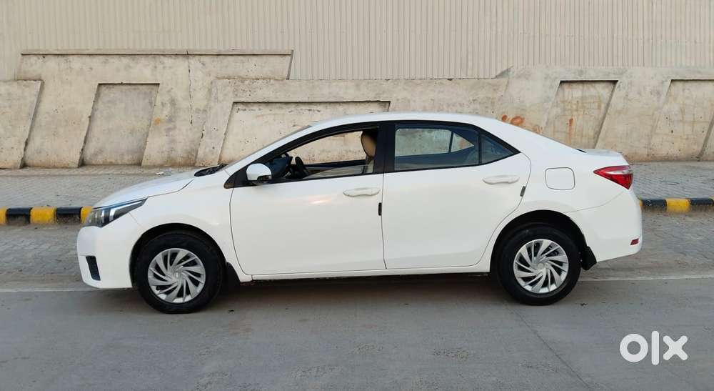 Toyota Corolla Altis 1.8 J, 2016, Diesel