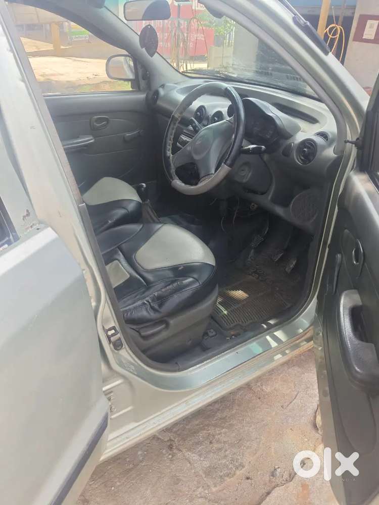 Hyundai Santro Gs Zip 2002