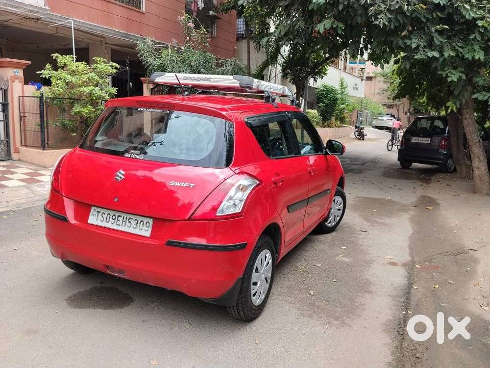 Maruti Suzuki Swift Vxi 1.2 Abs Bs-iv, 2015, Petrol