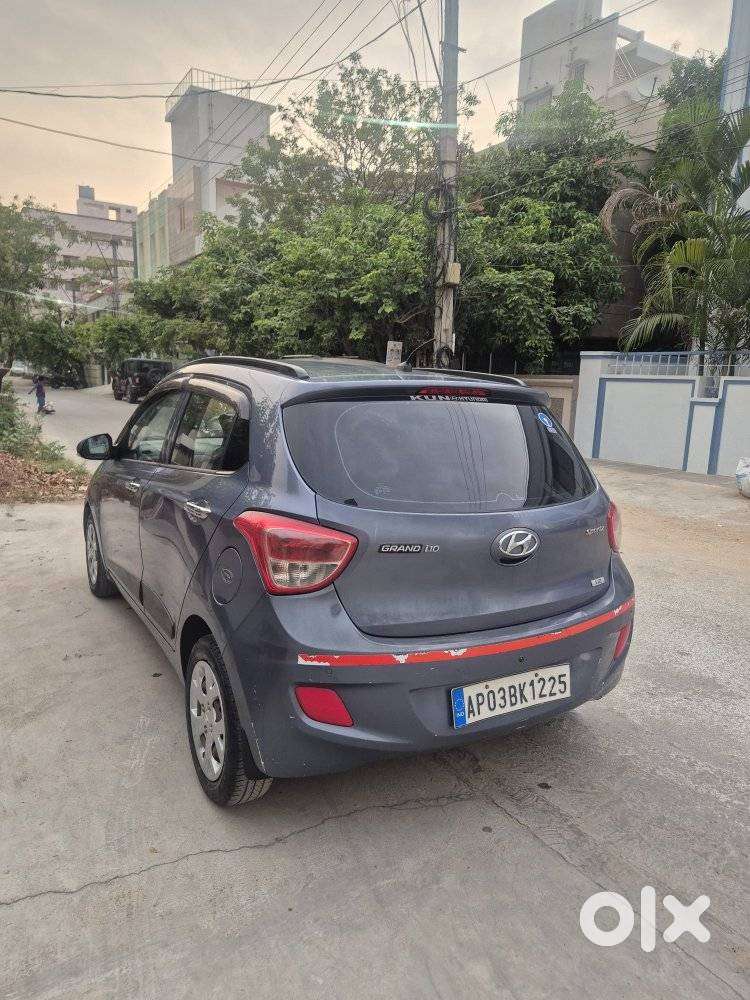 Hyundai Grand I10 2013-2016 Sportz, 2014, Petrol