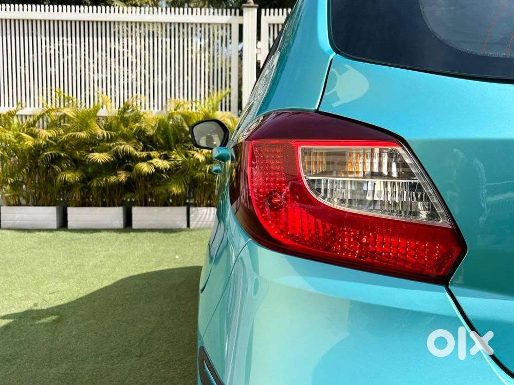 Tata Tiago 1.2 Revotron Xz (o), 2025, Petrol