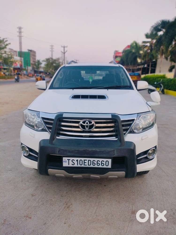 Toyota Fortuner 3.0 4x4 Manual, 2015, Diesel
