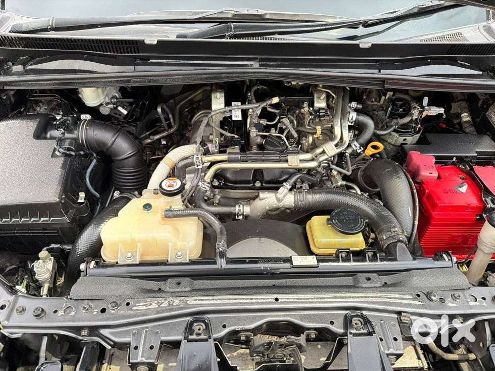 Toyota Innova Crysta 2.8 Gx At, 2017, Diesel