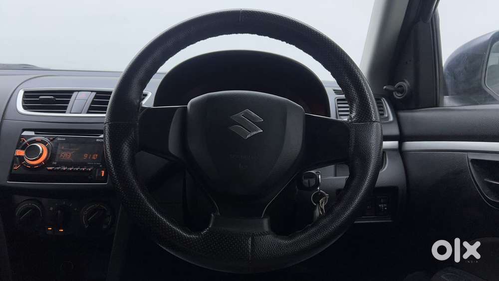 Maruti Suzuki Swift 1.2 Lxi (o), 2017, Petrol