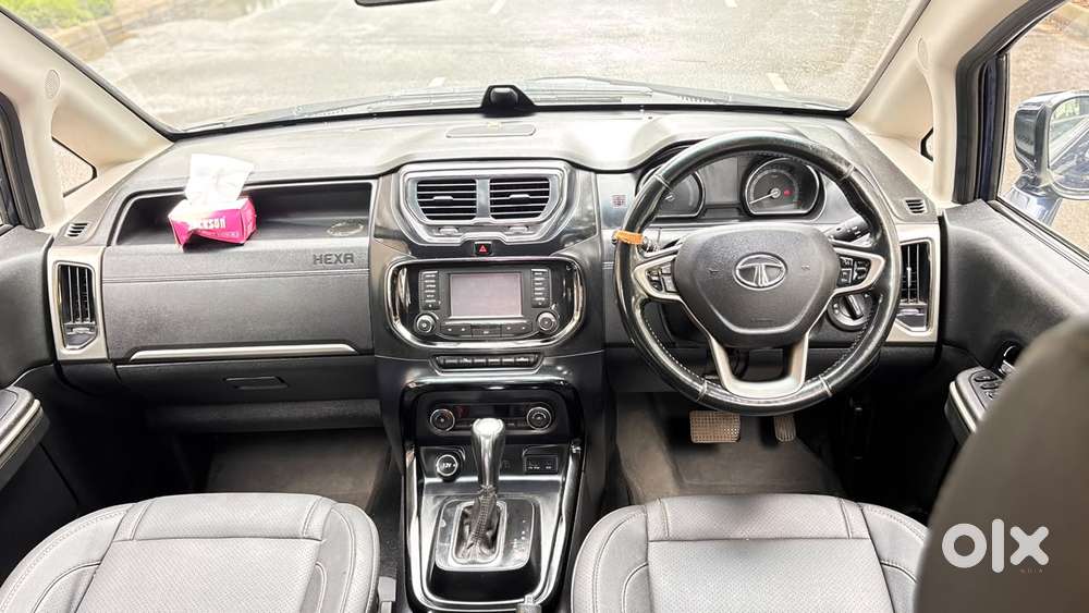 Tata Hexa Xma, 2017, Petrol