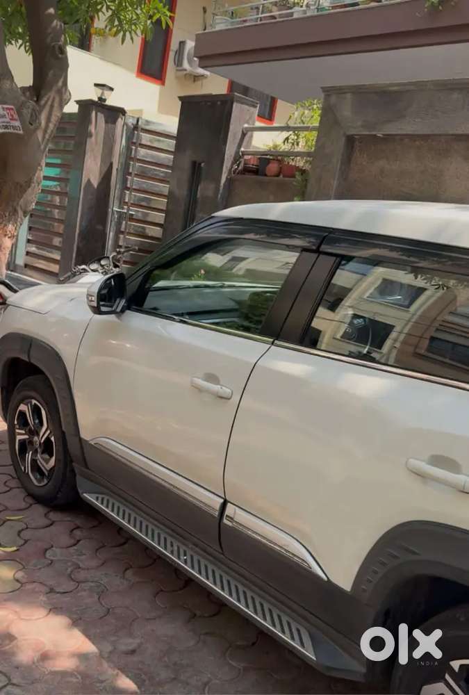 Maruti Suzuki Brezza 2023 Petrol 66234 Km Driven