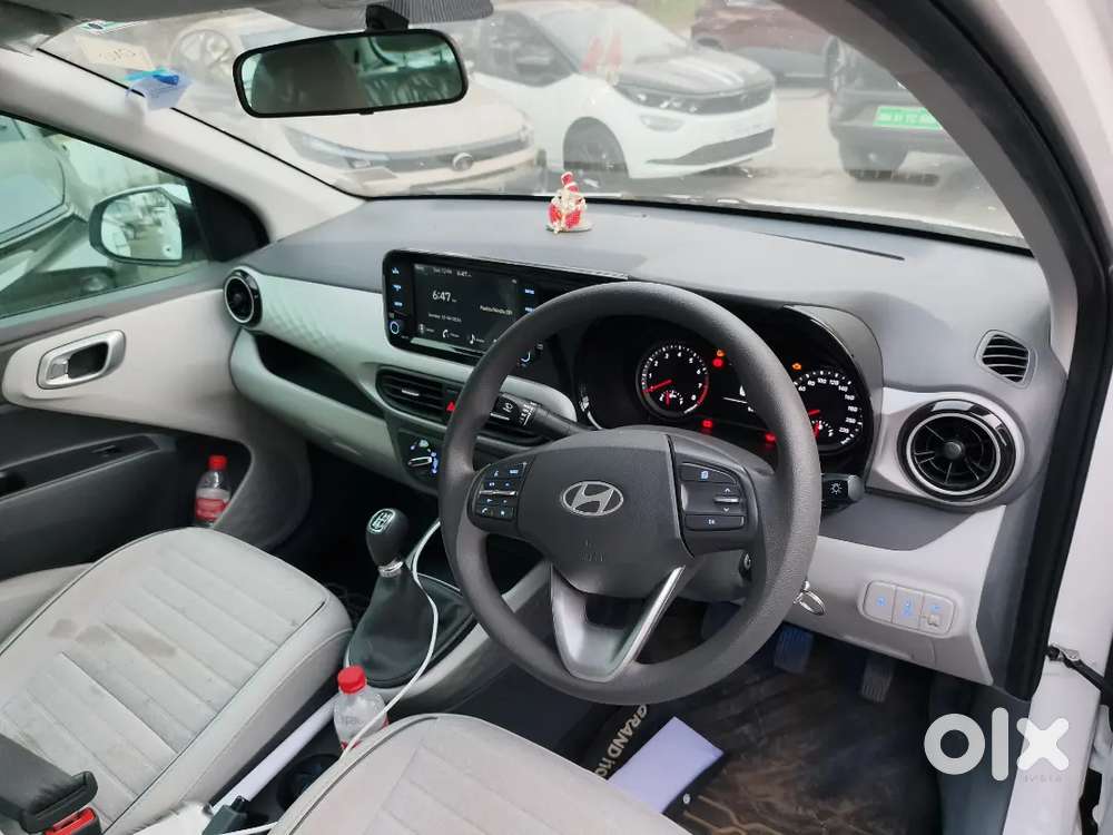 Ac , Power Steering, Power Window, White Colour,