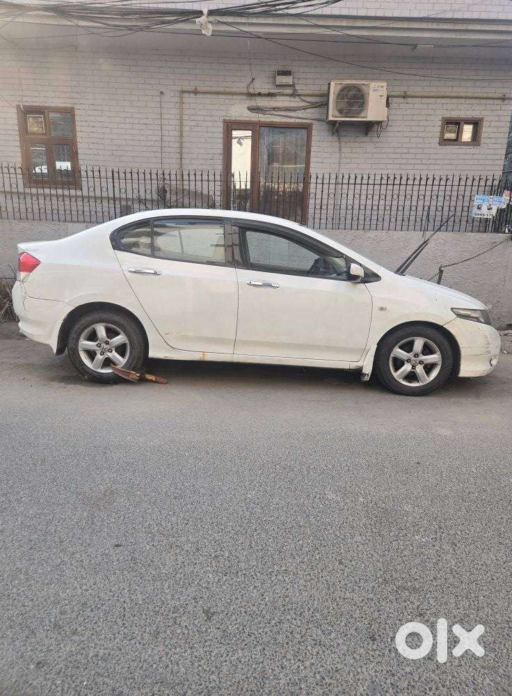 Honda City V Petrol Cvt, 2011, Petrol