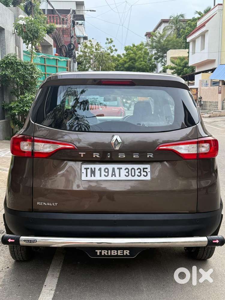 Renault Triber Rxt, 2022, Petrol