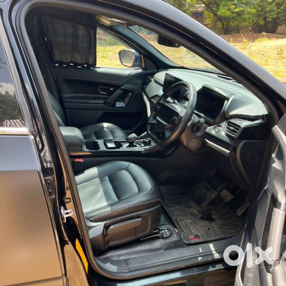 Tata Safari Pure Plus S Dark Edition At, 2024, Diesel