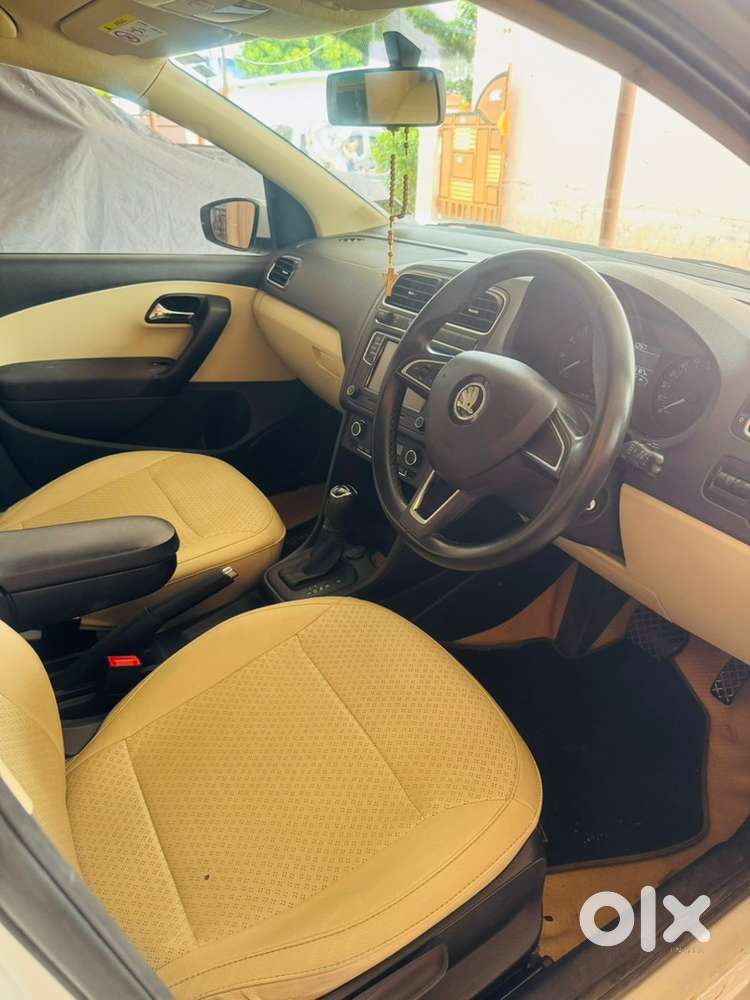 Skoda Rapid 2021 Petrol